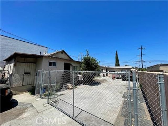 8106 Eastern Avenue, Bell Gardens, CA 90201