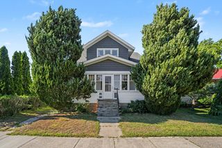 333 W 17th Street, Holland, MI 49423