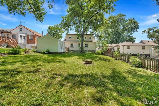 1805 Oconnell Avenue, Overland, MO 63114