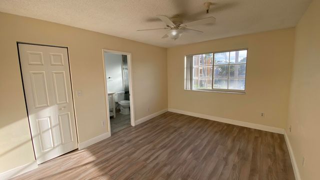 117 Yacht Club Way 111, Hypoluxo, FL 33462
