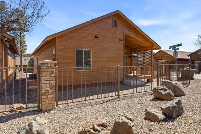 1991 N LAKE BREEZE Road, Lakeside, AZ 85929