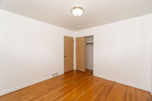 1185 Seymour Avenue, Des Plaines, IL 60016