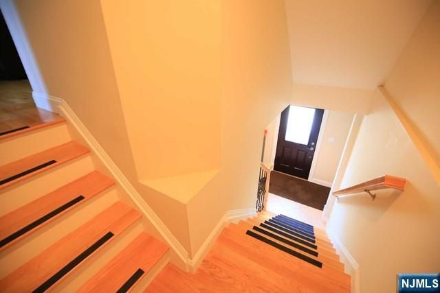 20 W Palisades Boulevard D, Palisades Park, NJ 07650