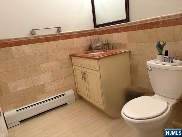 20 W Palisades Boulevard D, Palisades Park, NJ 07650