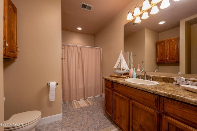 117 Blue Springs Lane, Reed Springs, MO 65737