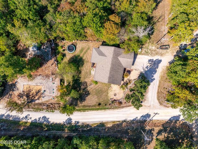 117 Blue Springs Lane, Reed Springs, MO 65737