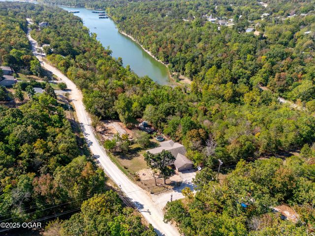 117 Blue Springs Lane, Reed Springs, MO 65737