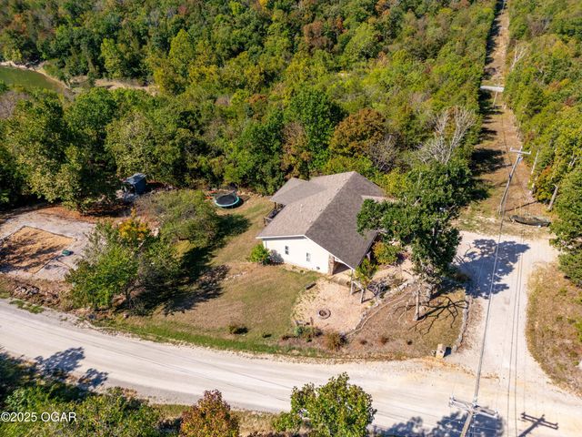 117 Blue Springs Lane, Reed Springs, MO 65737