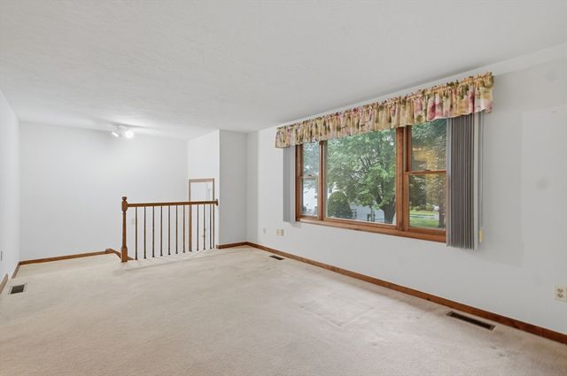 43 Villa Roma Drive 43, Tewksbury, MA 01876