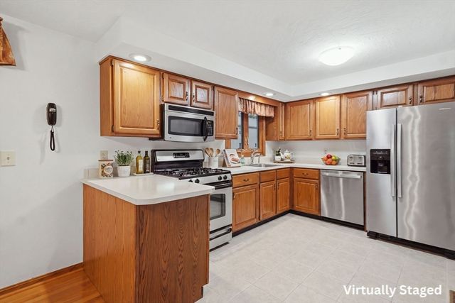 43 Villa Roma Drive 43, Tewksbury, MA 01876