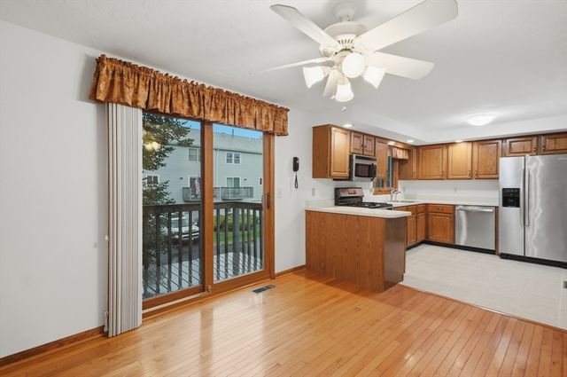 43 Villa Roma Drive 43, Tewksbury, MA 01876
