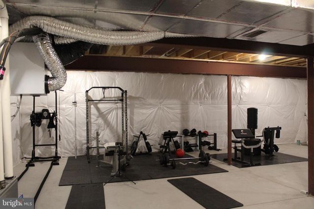 201 HAMPTON CT, Harleysville, PA 19438