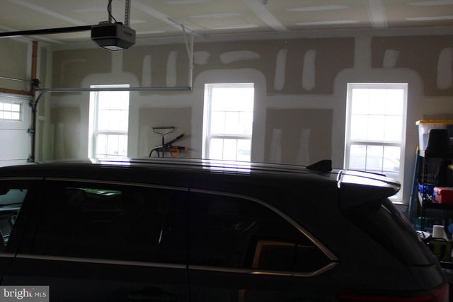 201 HAMPTON CT, Harleysville, PA 19438