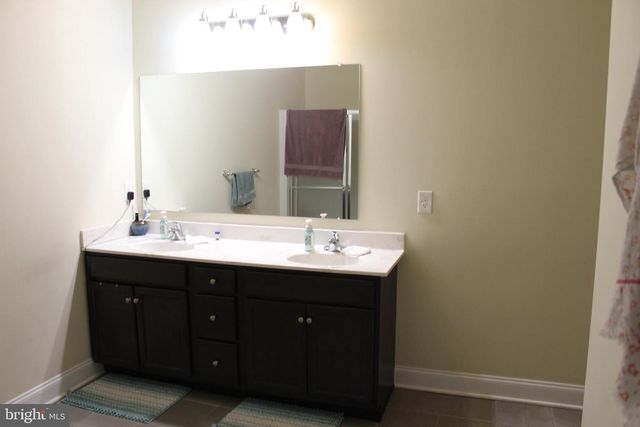 201 HAMPTON CT, Harleysville, PA 19438