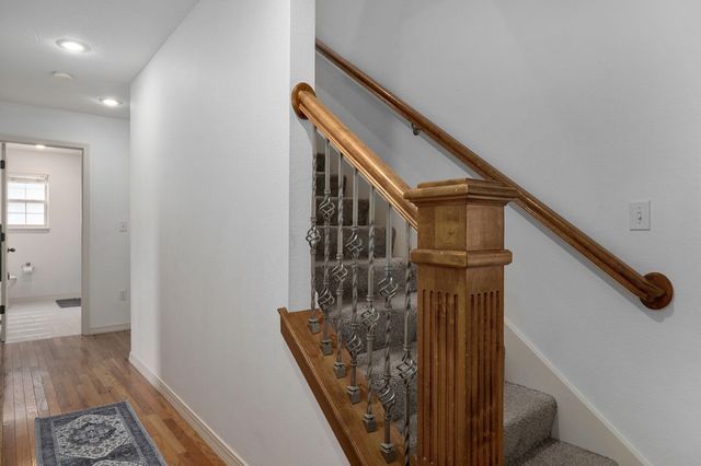 5246 E Hackberry Street, Springfield, MO 65809