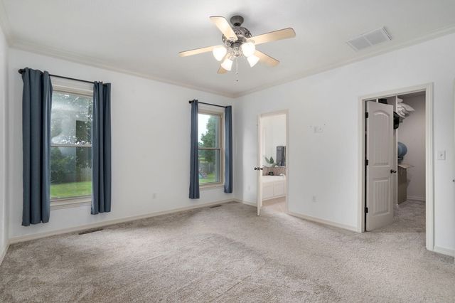 5246 E Hackberry Street, Springfield, MO 65809