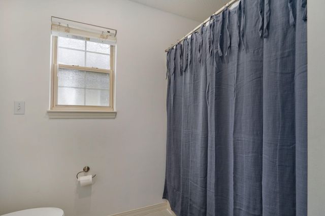 5246 E Hackberry Street, Springfield, MO 65809