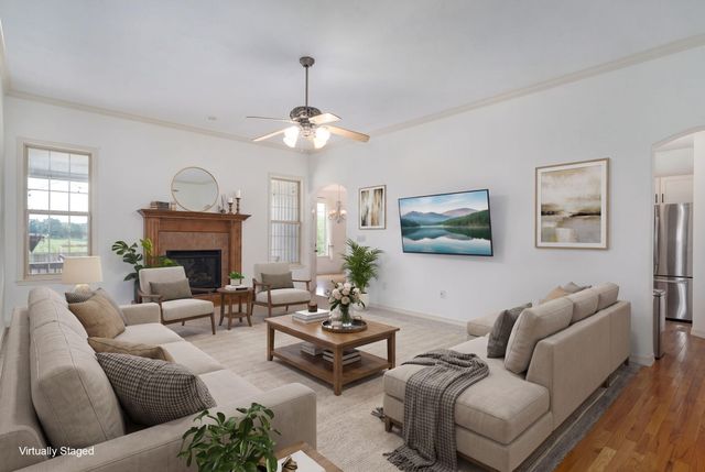 5246 E Hackberry Street, Springfield, MO 65809