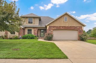5246 E Hackberry Street, Springfield, MO 65809