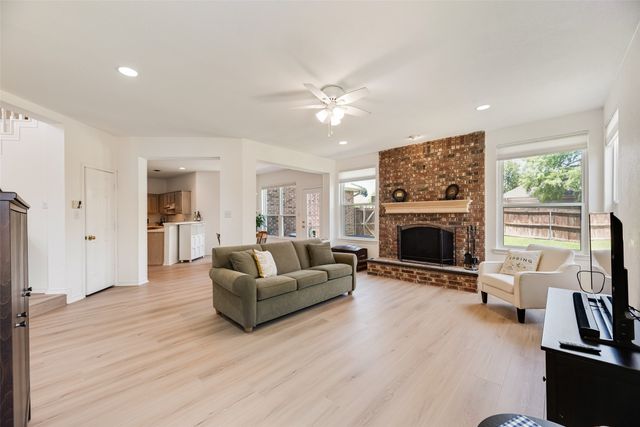 1406 W Peters Colony Road, Carrollton, TX 75007