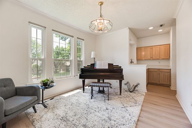 1406 W Peters Colony Road, Carrollton, TX 75007