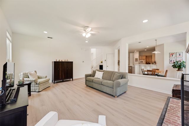 1406 W Peters Colony Road, Carrollton, TX 75007