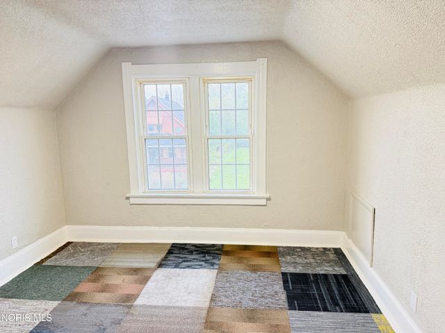 266 E Hudson Street, Toledo, OH 43608