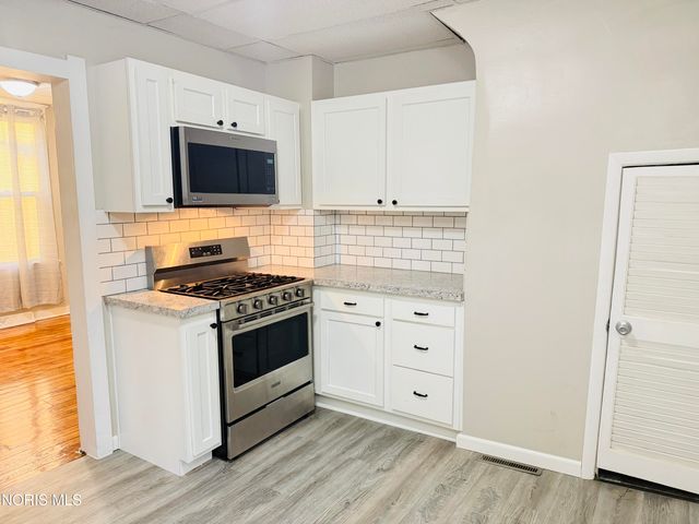 266 E Hudson Street, Toledo, OH 43608
