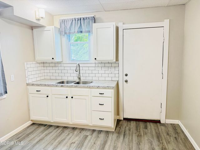 266 E Hudson Street, Toledo, OH 43608