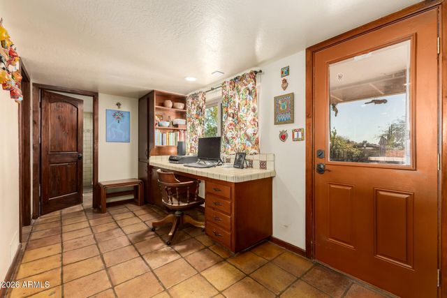 6421 E GLORIA Lane, Cave Creek, AZ 85331