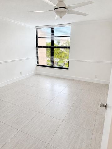 7 Royal Palm Way 505, Boca Raton, FL 33432