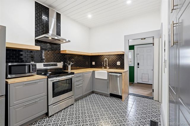 4206 Stuart Street, Denver, CO 80212