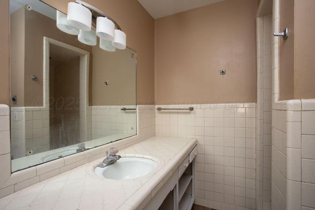 700 19TH Street, Canyon, TX 79015