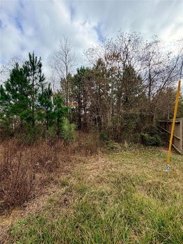 53 Road 5116, Cleveland, TX 77327