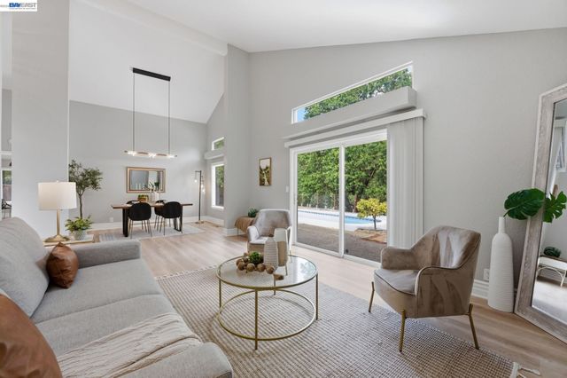 1782 Whitecliff Way, Walnut Creek, CA 94596