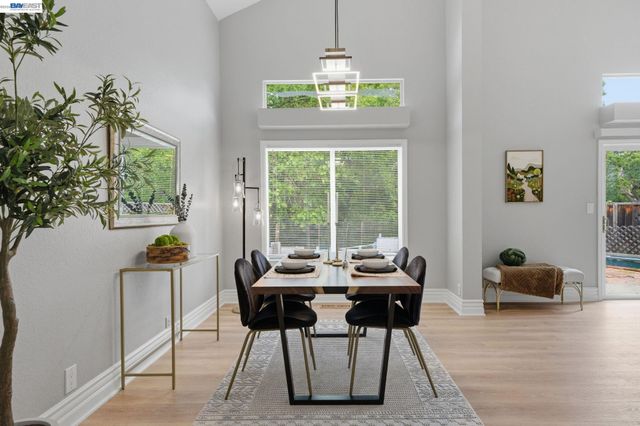 1782 Whitecliff Way, Walnut Creek, CA 94596