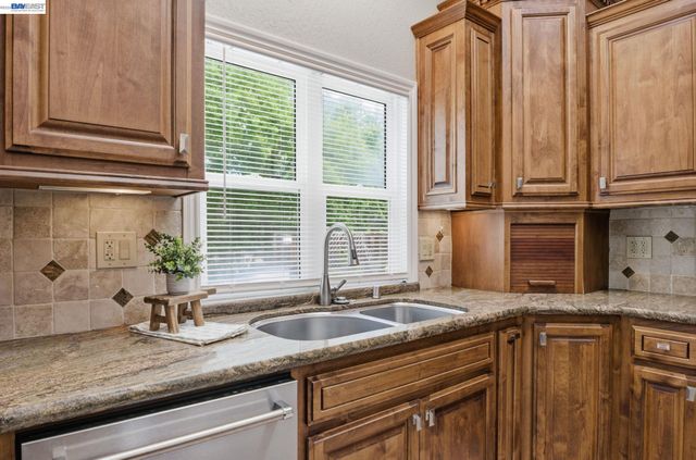 1782 Whitecliff Way, Walnut Creek, CA 94596