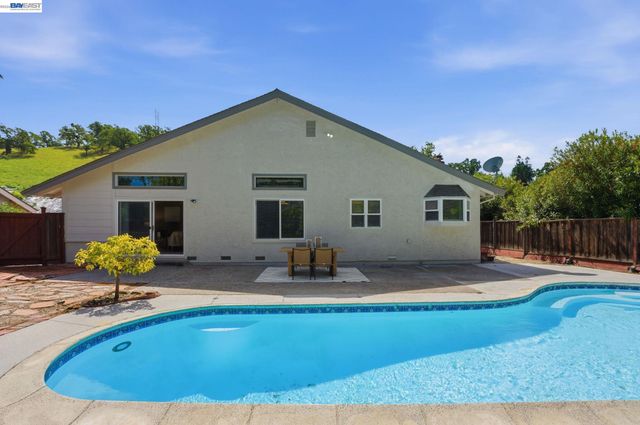 1782 Whitecliff Way, Walnut Creek, CA 94596