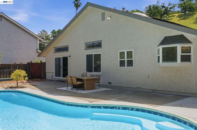 1782 Whitecliff Way, Walnut Creek, CA 94596