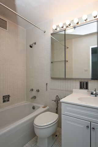 777 N Michigan Avenue 1509, Chicago, IL 60611