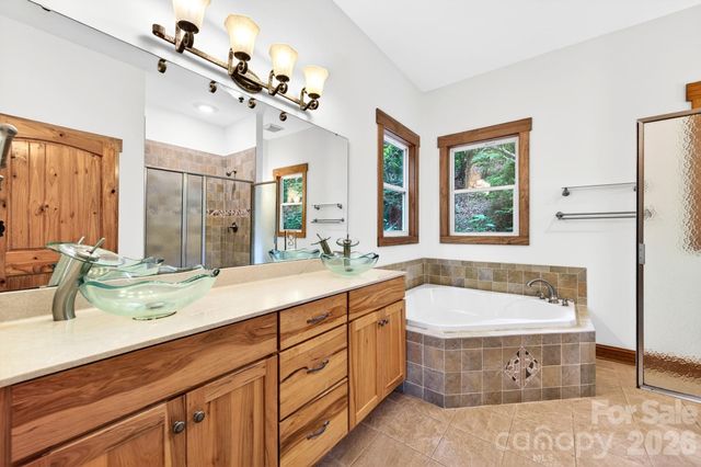 72 Wildflower Mountain Trail, Candler, NC 28715