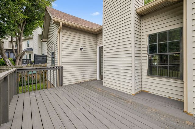 7516 Dove Valley Dr, Nashville, TN 37221