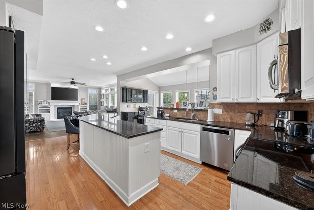 3483 Symphony Street, Cuyahoga Falls, OH 44223