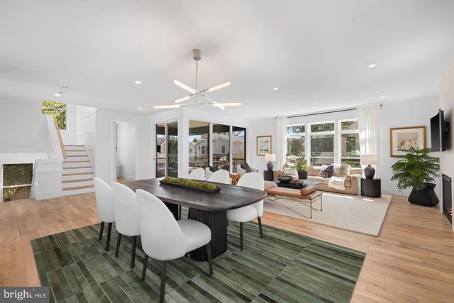 4892 MACARTHUR BLVD NW, Washington, DC 20007