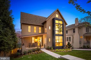 4892 MACARTHUR BLVD NW, Washington, DC 20007