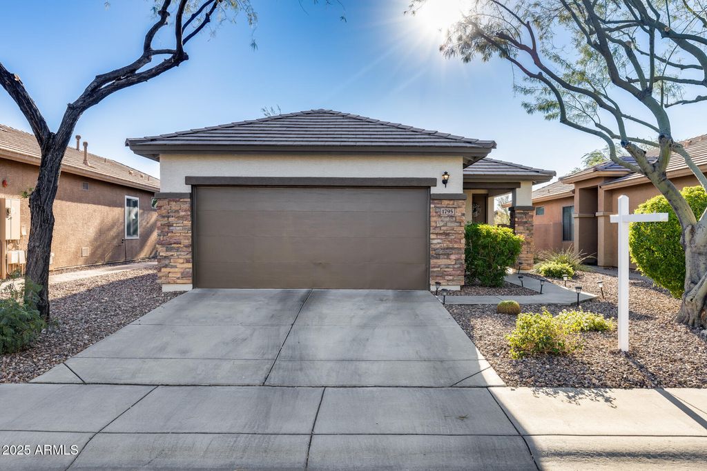 1795 W MORSE Drive, Anthem, AZ 85086