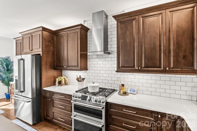 208 Hidden Meadows Drive, Mooresville, NC 28117