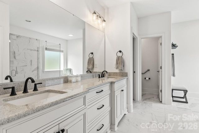 208 Hidden Meadows Drive, Mooresville, NC 28117