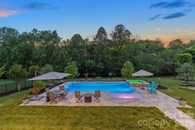 208 Hidden Meadows Drive, Mooresville, NC 28117