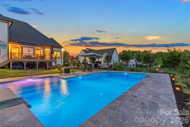 208 Hidden Meadows Drive, Mooresville, NC 28117